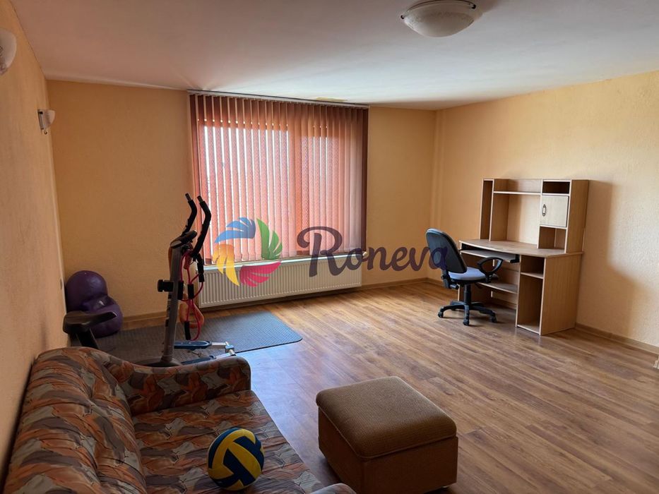 Къща в Варна, област-с.Кичево площ 240 цена 300000