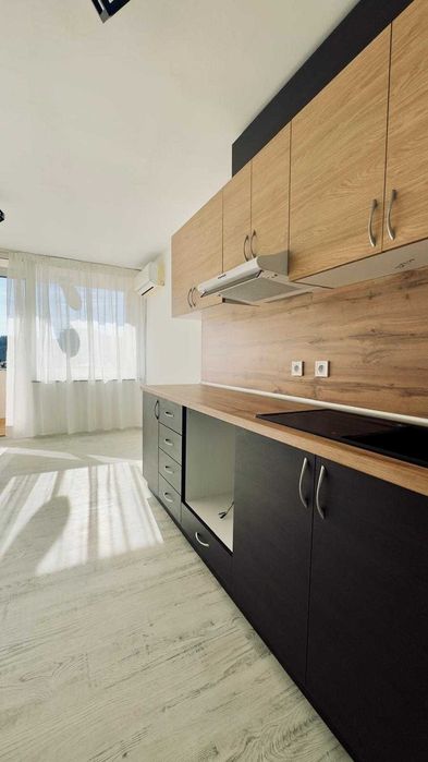 Двустаен тухлен апартамент в центъра на гр.Велико Търново