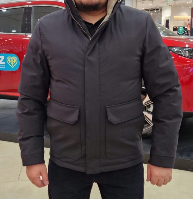 Срочно продам мужскую зимнюю куртку