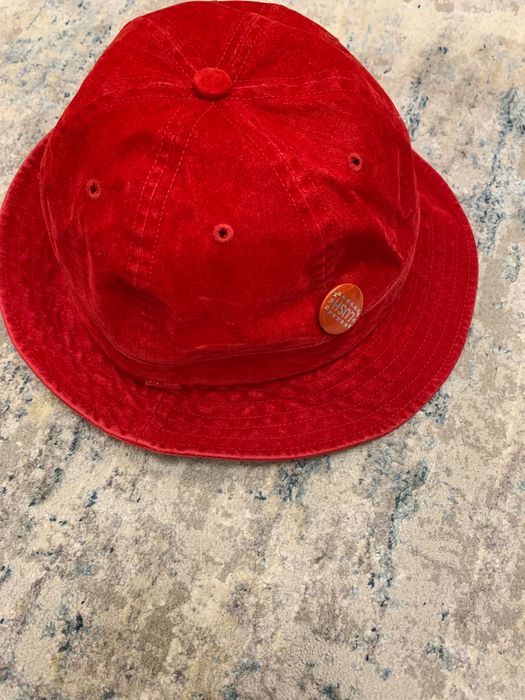 Palarie Supreme rosie