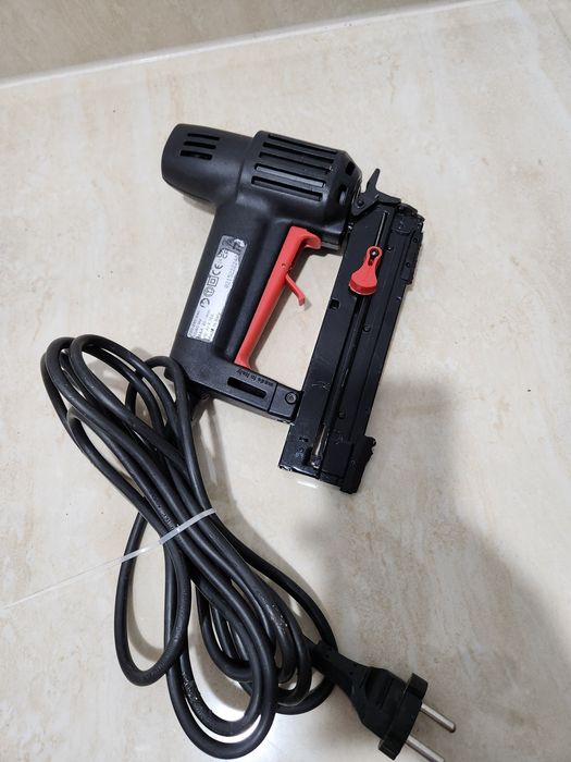 Pistol de cuie Maestri model 30