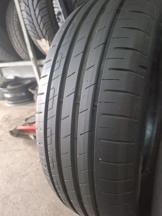 2 Летни гуми Goodyear 215/55/17 ДОТ24 7мм