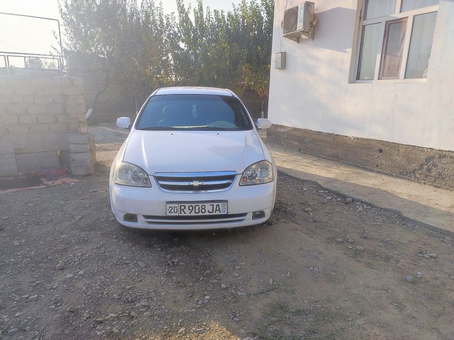 Zudlik bilan sotiladi