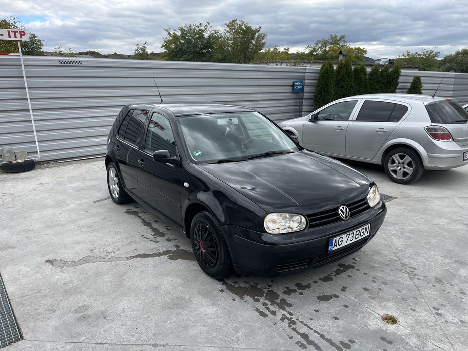 Vand /Schimb Golf 4 Benzina