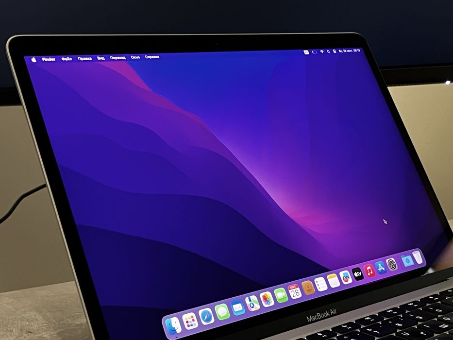 Macbook Air M1 8/256 Silver