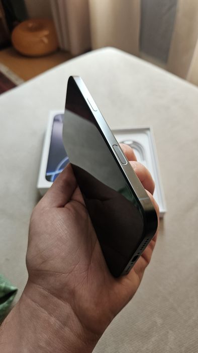 iPhone 16 Pro MAX - Като НОВ (2 Години ГАРАНЦИЯ)