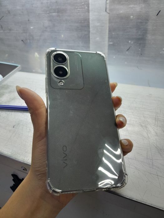 Продам андроид vivoy17c
