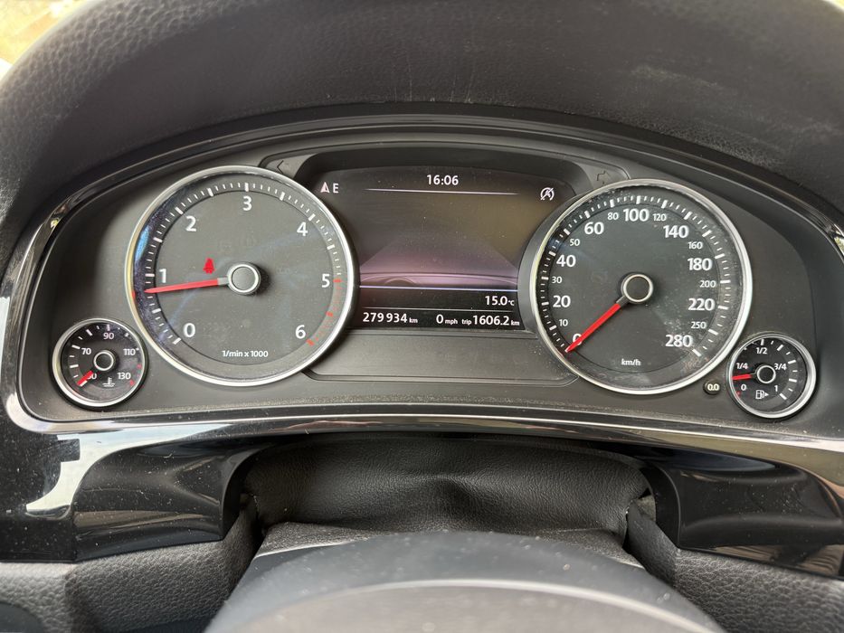 VW Touareg 3.0 TDI  245 CP ,an 2012