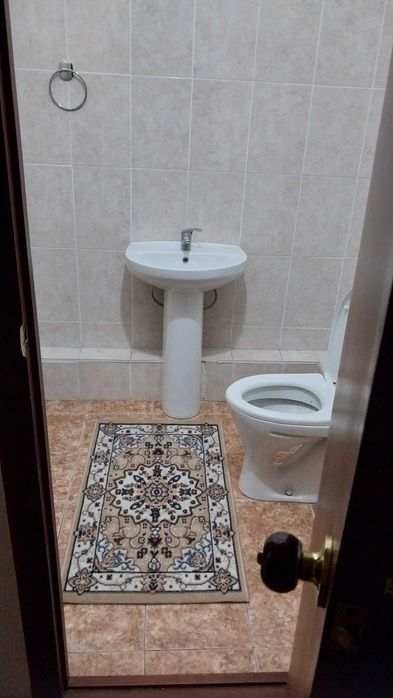 Тәулігіне бір бөлмелі пәтер жалға беріледі