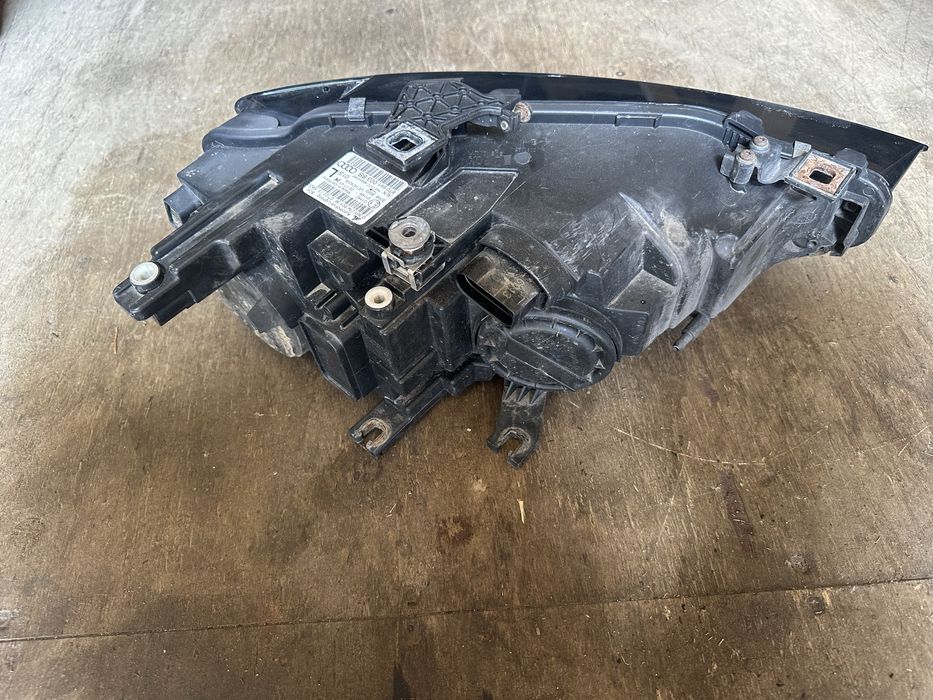 Far stanga cu halogen Audi A5 facelift A5 B8 B8.5 - 8T0941003BB