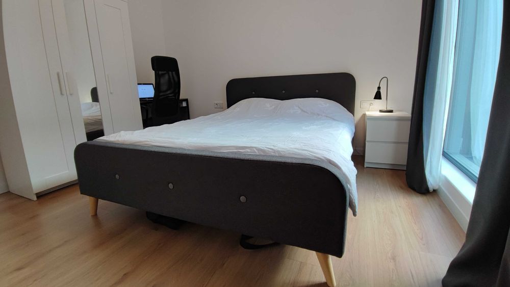 3 Camere, Bloc Tip Boutique, Loc de Parcare. Fara Agentie.