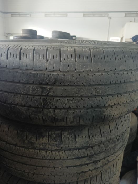 Продам покрышки на Прадо