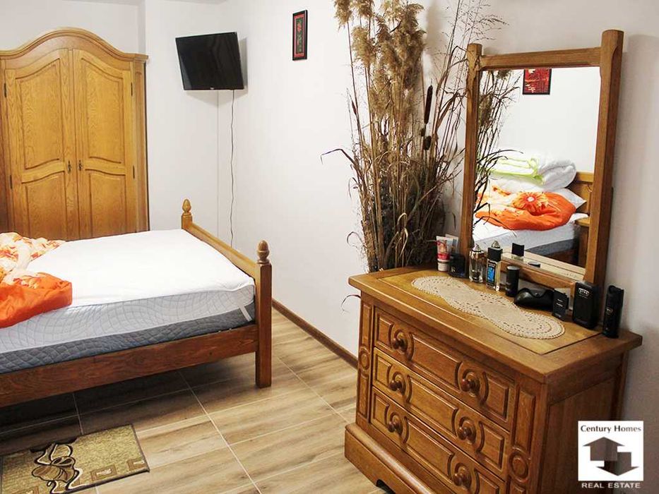 Продава се Многостаен апартамент в Велико Търново, Център - 149 кв.м за 1209 €/кв.м - Снимка #4