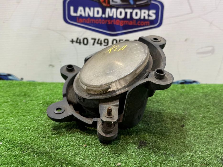 PROIECTOR CEATA FATA DREAPTA KIA SORENTO COD OEM 922023E010 922023E011 2002-2009