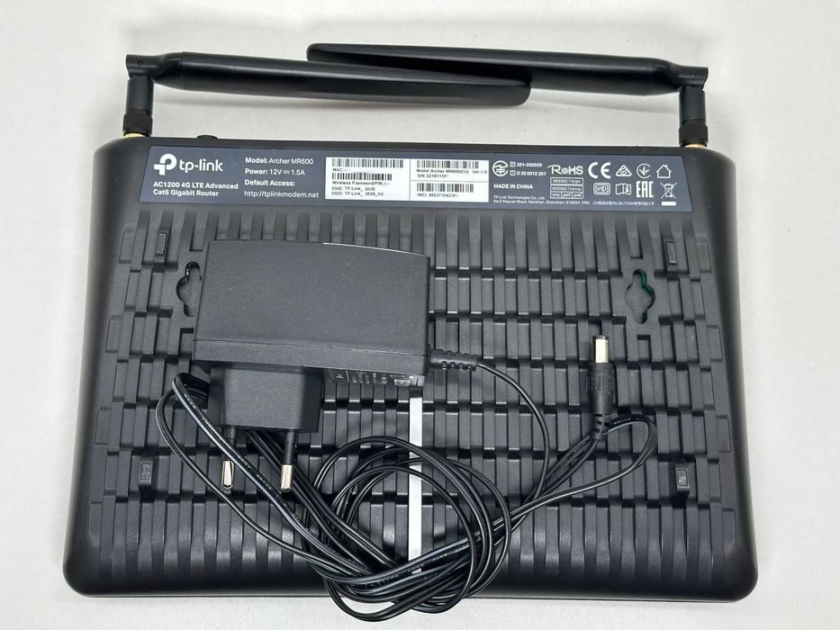 Рутер TP-Link Archer MR 600 със слот за СИМ карта