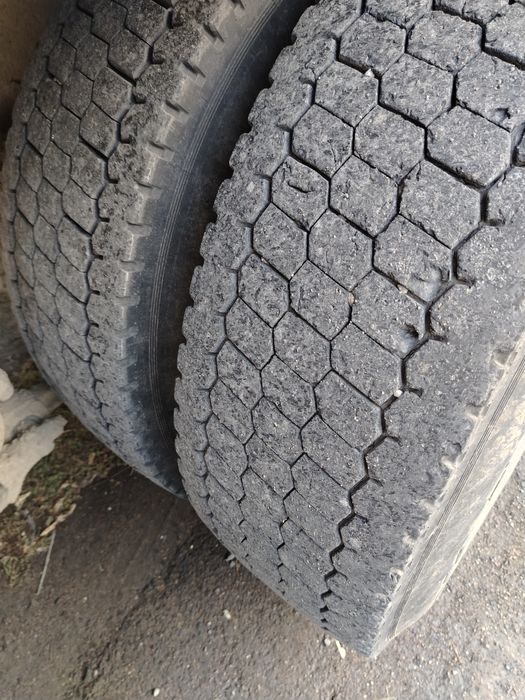 Резина с дисками.