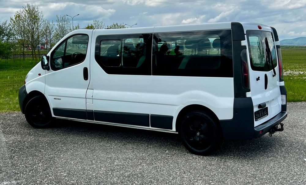 Renault Trafic 8+1 Locuri // Modelul Lung An Fabricatie 12/2005 // Motor 1,9DIESEL !! 220.000 Km