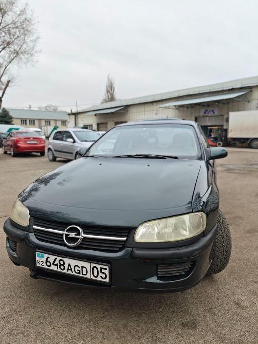 Продаю машину Opel Omega b