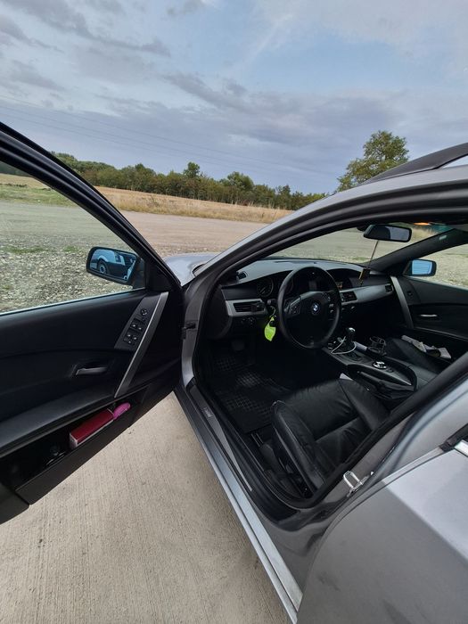 BMW E61 2004г. 525D