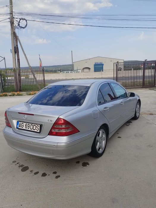 Mercedes c class 220 avantgarde