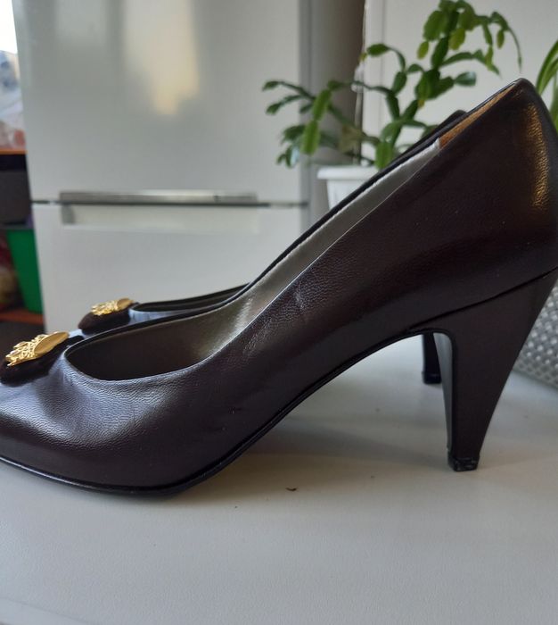 Продам новые туфли