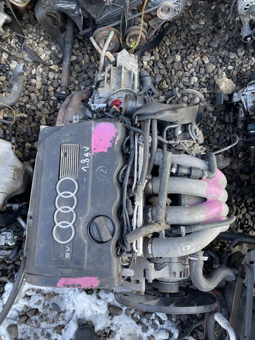 Двигатель  AUDI ADR