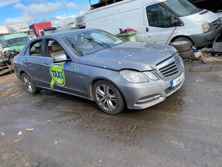 Dezmembrez Demembrari Mercedes E class w212 an 2010 2.2 cdi