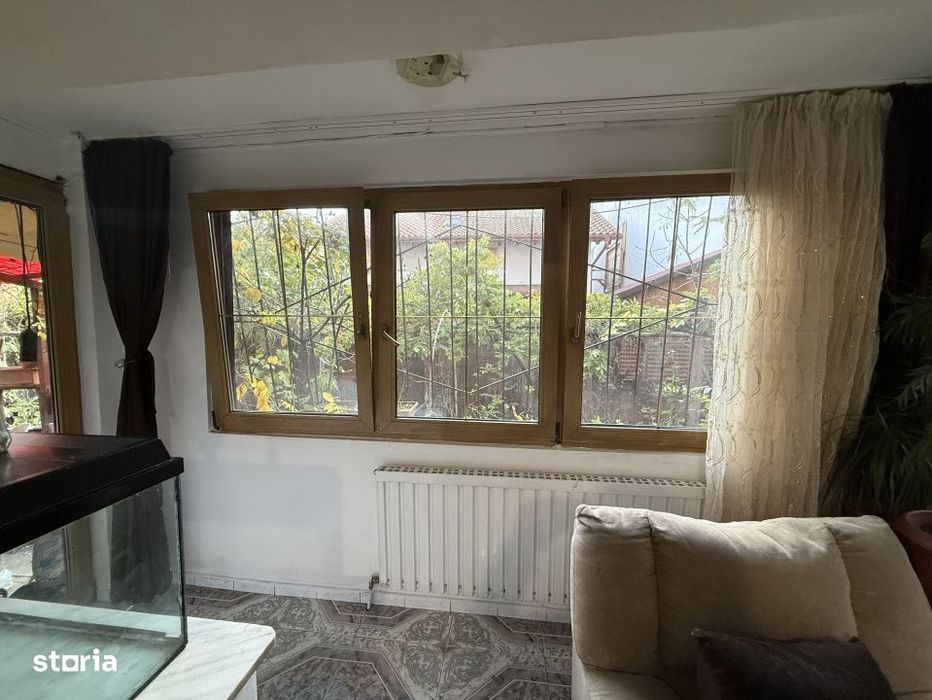 Apartament cu 3 camere, decomandat, 95 mp, parter - Girocului
