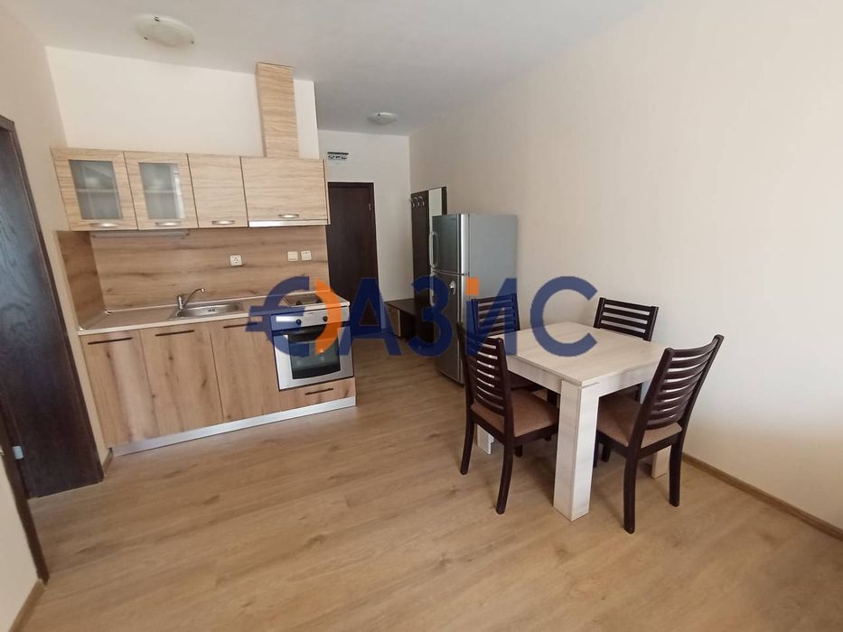Продава се Двустаен апартамент в Свети Влас - 90 кв.м за 810 €/кв.м - Снимка #7