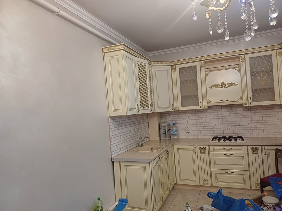 Кухонный гарнитур и прихожка