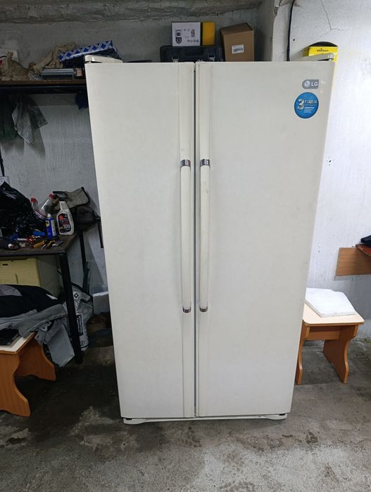 Продам холодильник