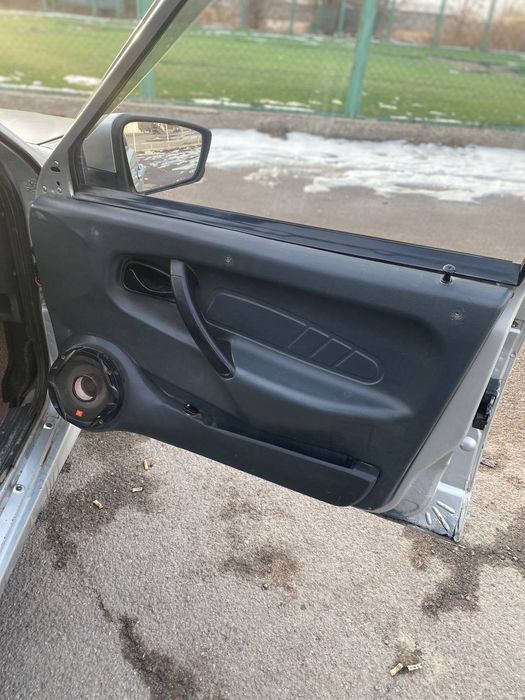 Срочно продам торг у капота