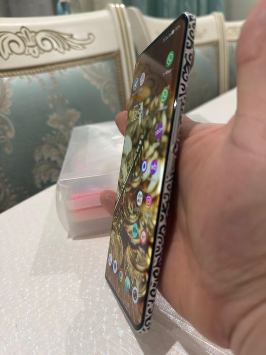 Vivo V 40 12 / 256 Gb