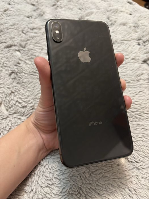 Айфон XS макс в хорошем сост