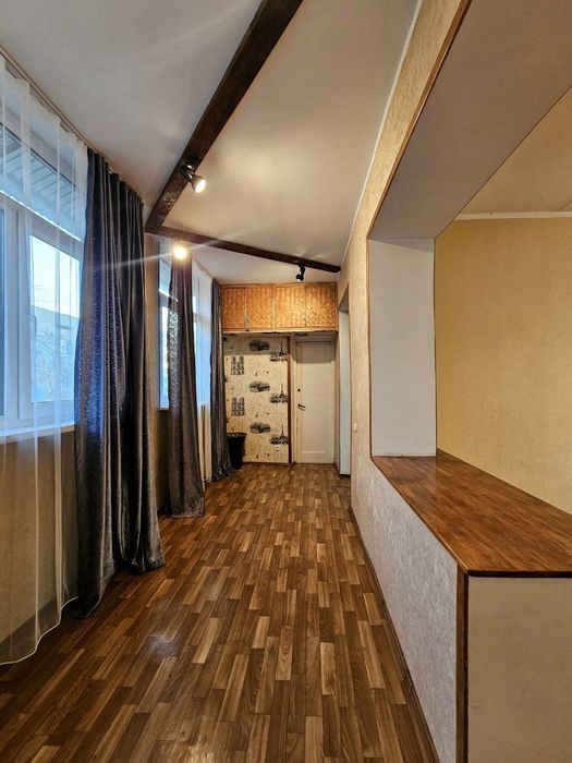 Аэропорт. 3/3/4, 77-я серия. 5 минут от центра.