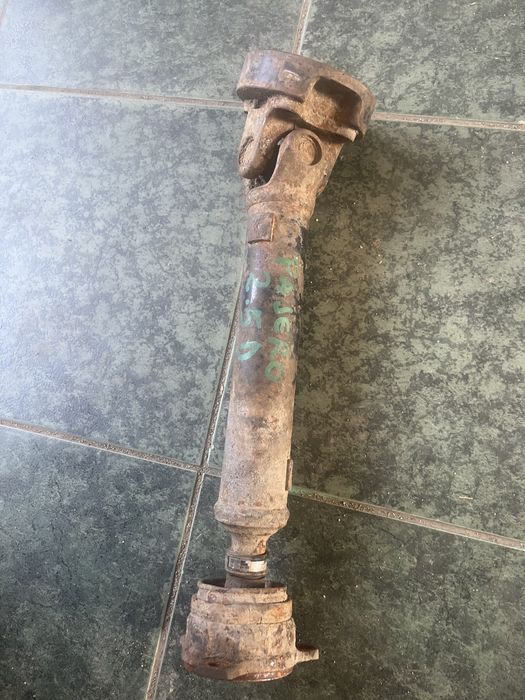 cardan pajero sport fata 2,5 d