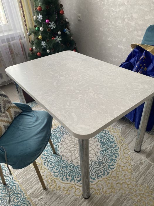 Прямоугольный стол