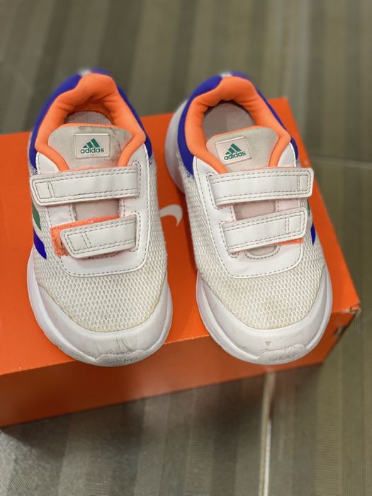 Маратонки Adidas