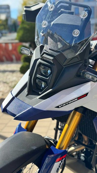 CocMotors vinde Suzuki V-Strom 800DE. nou