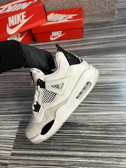 Jordan 4 Retro Military Black - adidasi premium noi