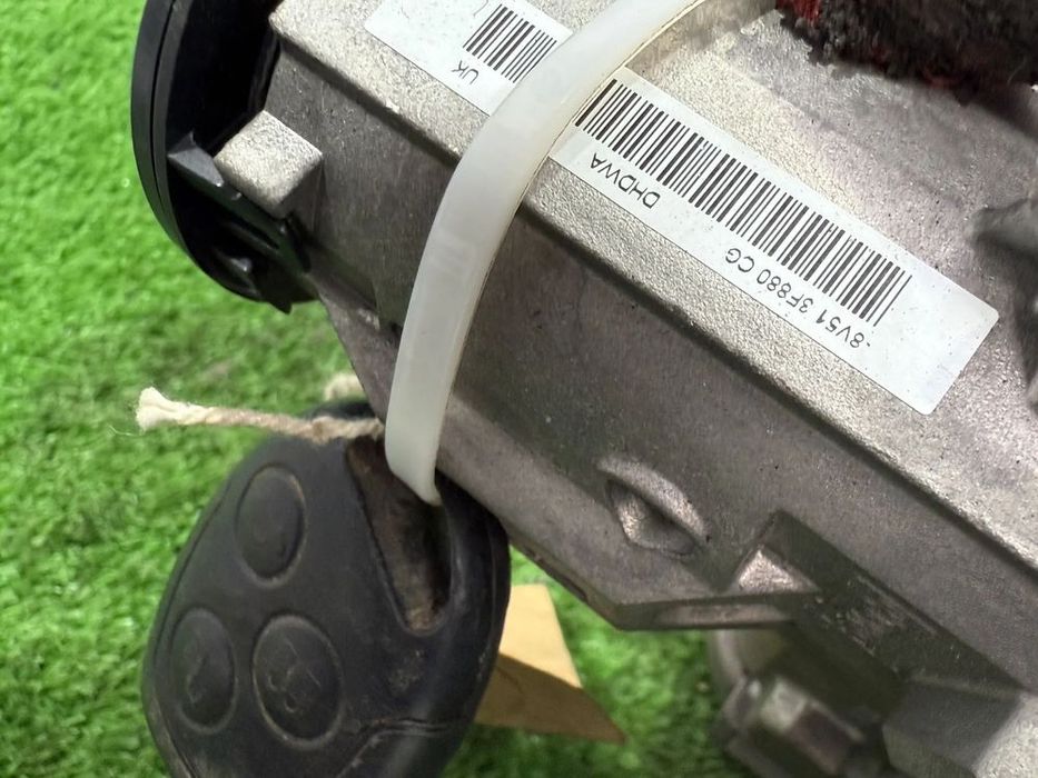 CONTACT CU CHEIE FORD TRANSIT COURIER 1.5 DIESEL 2017 COD OEM 8V513F880CG 8A6T-15607-AC 2014-2023