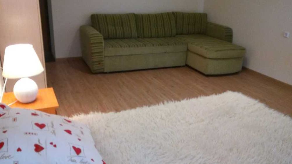 Дава се под наем Едностаен апартамент в Пловдив, Кършияка - 37 кв.м за 193.8 € - Снимка #1