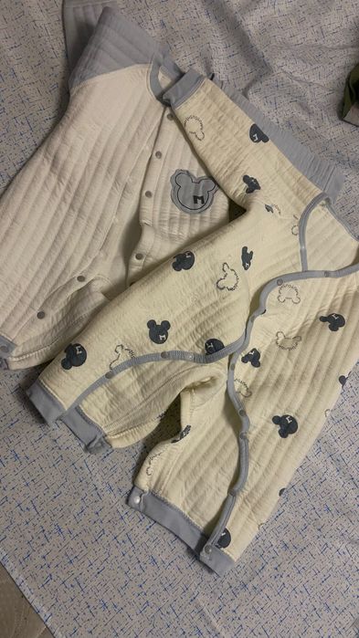 Продам детские вещи