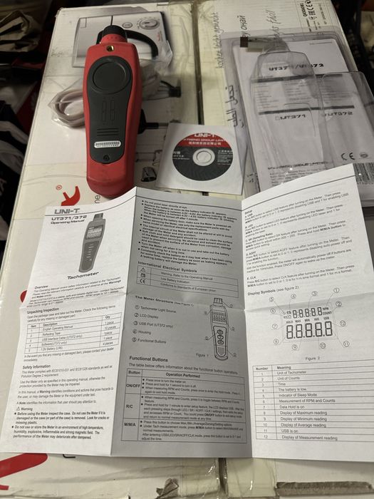 Тахометр UNI-T UT372