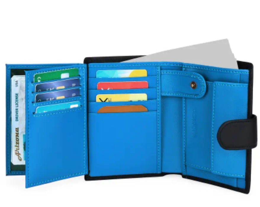 Портфейл от волска кожа намален от 55лв