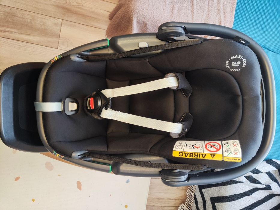 Maxi-Cosi Coral + FamilyFix3 ISOFIX + адаптери за количка – ADAC 1,6