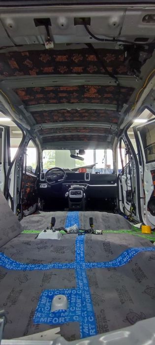 Установка автозвука магнитол, динамиков и шумоизоляция авто