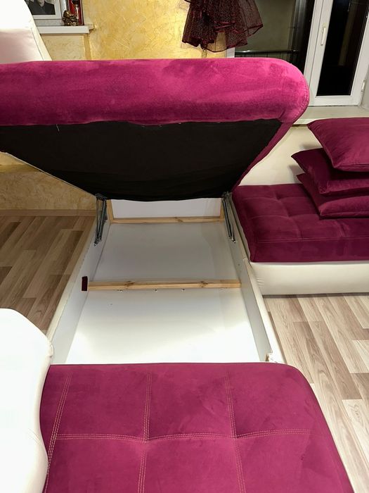 Продам диван, кресло и пуфик