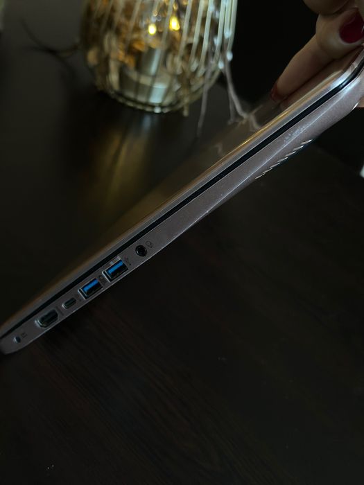 Лаптоп Acer Swift 3 - rose gold