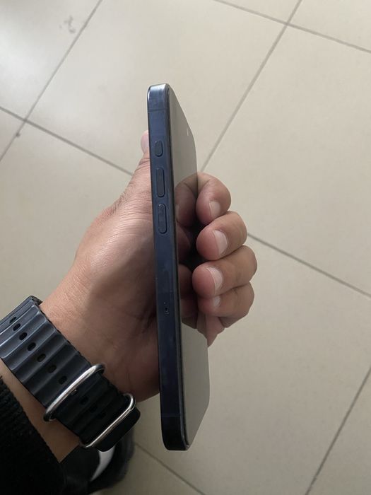 Продам iphone 15 pro